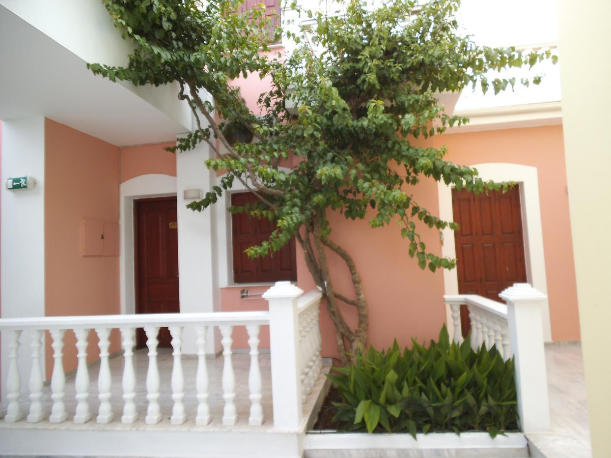 Alkyon Hotel Kokkari Extérieur photo