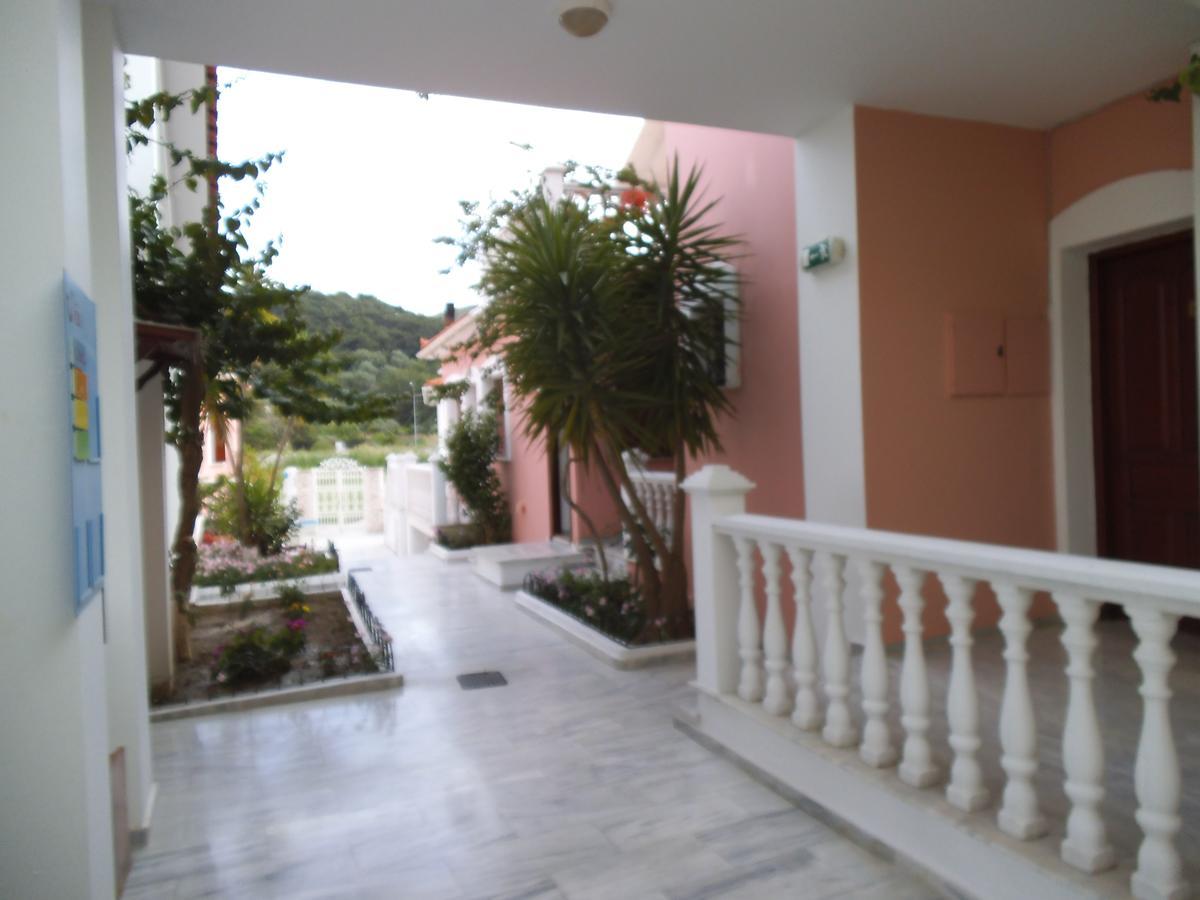 Alkyon Hotel Kokkari Extérieur photo