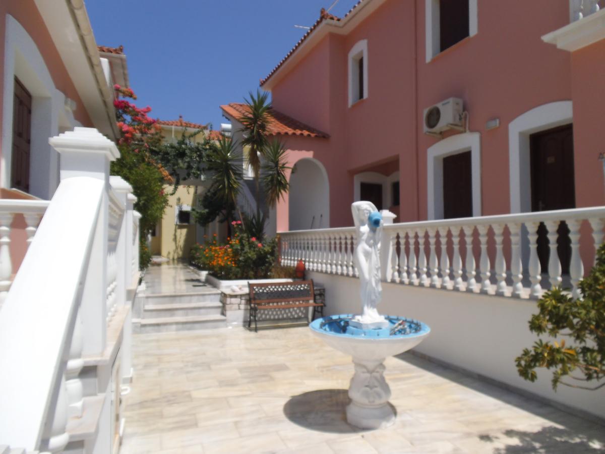 Alkyon Hotel Kokkari Extérieur photo