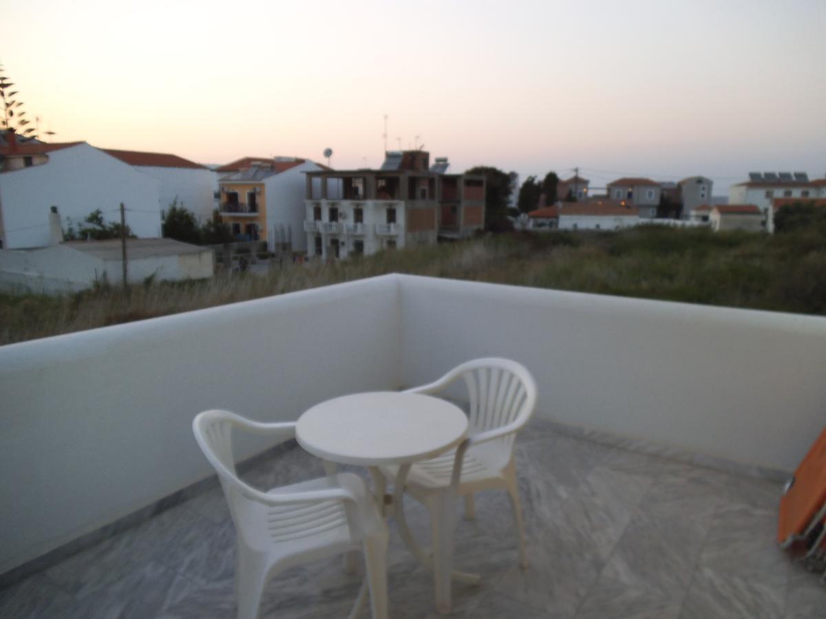 Alkyon Hotel Kokkari Extérieur photo